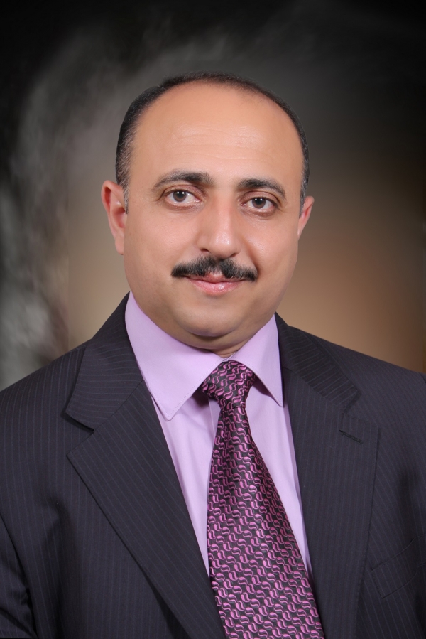 ژیاننامه&zwnj;ی غه&zwnj;فوور مه&zwnj;خمووری