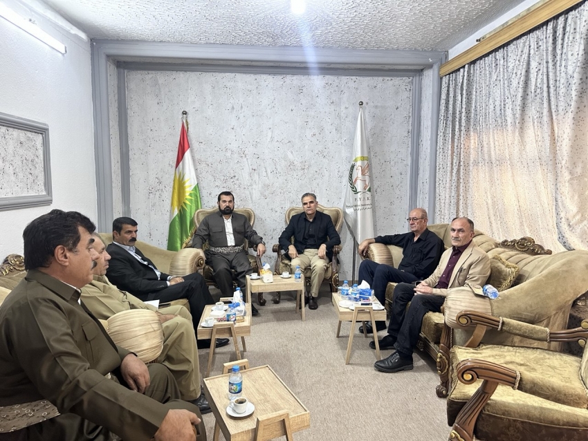 مه‌كته‌بی سیاسیی YNDK سه‌ردانى‌ پارتی یه‌كێتی دیموكراتی كورد له ‌سوریا ده‌كات