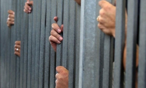 ئێران له&zwnj; ڕەشبگیریی لاوانی ڕۆژهەڵاتی کوردستان بەردەوامە