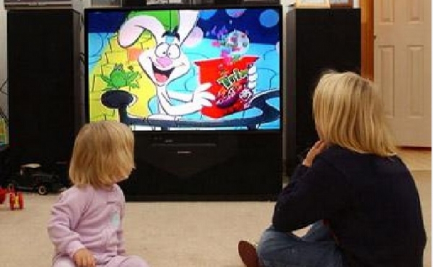 دانانی تەلەفزیۆن لە دایەنگەکاندا قەدەغە ده‌كرێ