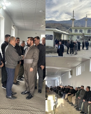 شاندێكی مه&zwnj;كته&zwnj;بی سیاسیی YNDKله&zwnj; هیران بەشدارى پرسەى خوالێخۆشبوو (فریاد مه&zwnj;لا حه&zwnj;سه&zwnj;ن) دەکات