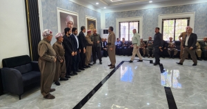 سکرتێرى گشتیى YNDK ئامادەى پرسەى خوالێخۆشبوو فەریق (عەلى عوسمان مێرگەسۆرى) دەبێت